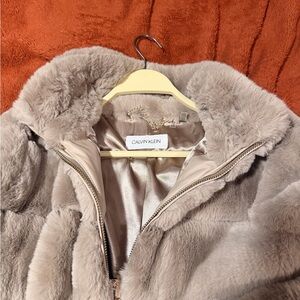 Calvin Klein Women's Teddy Jacket - Cream